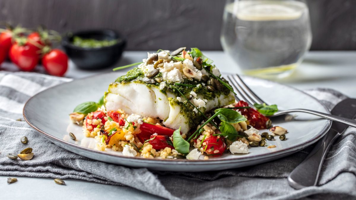 Day 2: Baked Cod with Creamy Pesto - EAT